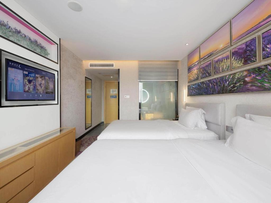 Lavande Hotel Guangzhou Shangxiajiu Pedestrian Street Hualin Temple Metro Station Екстер'єр фото